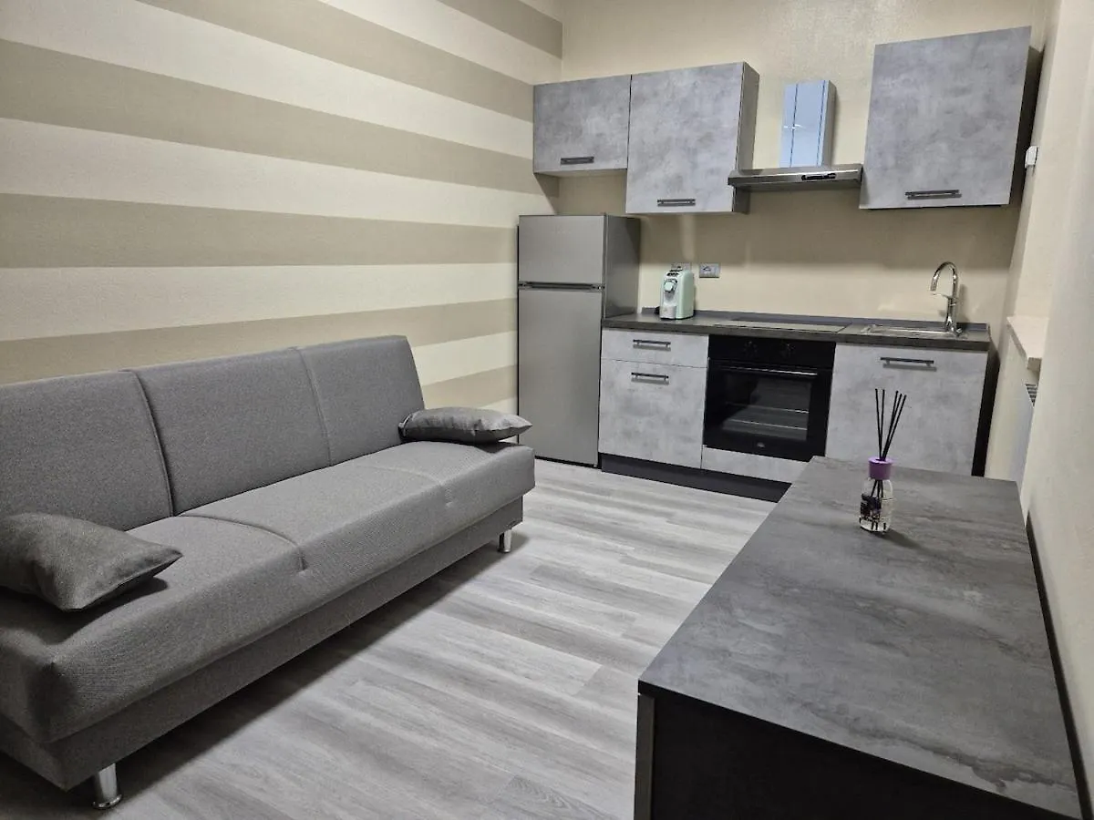 Mia Casa Muggio Apartment Italy