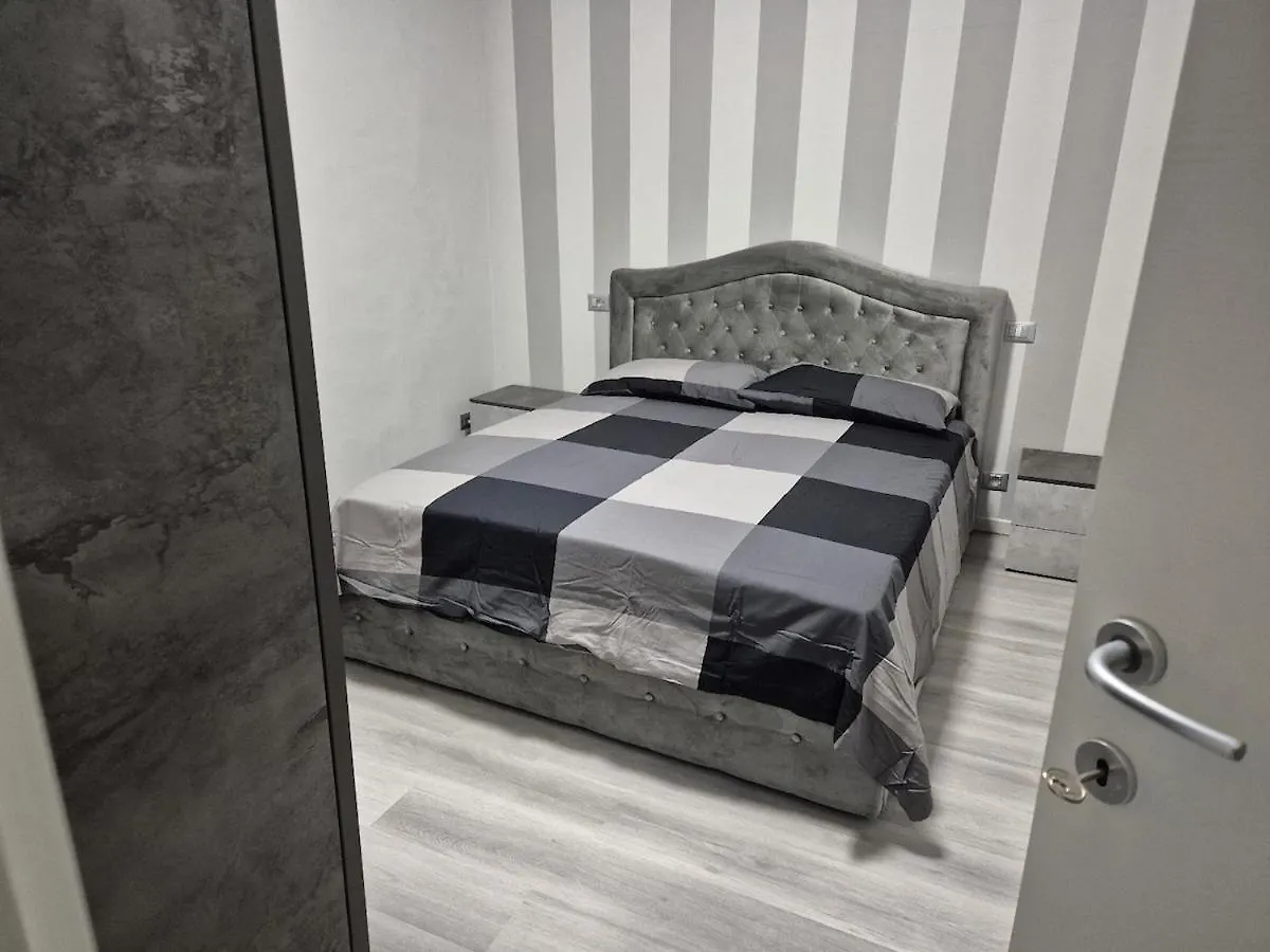 Mia Casa Muggio Apartment 0*,  Italy