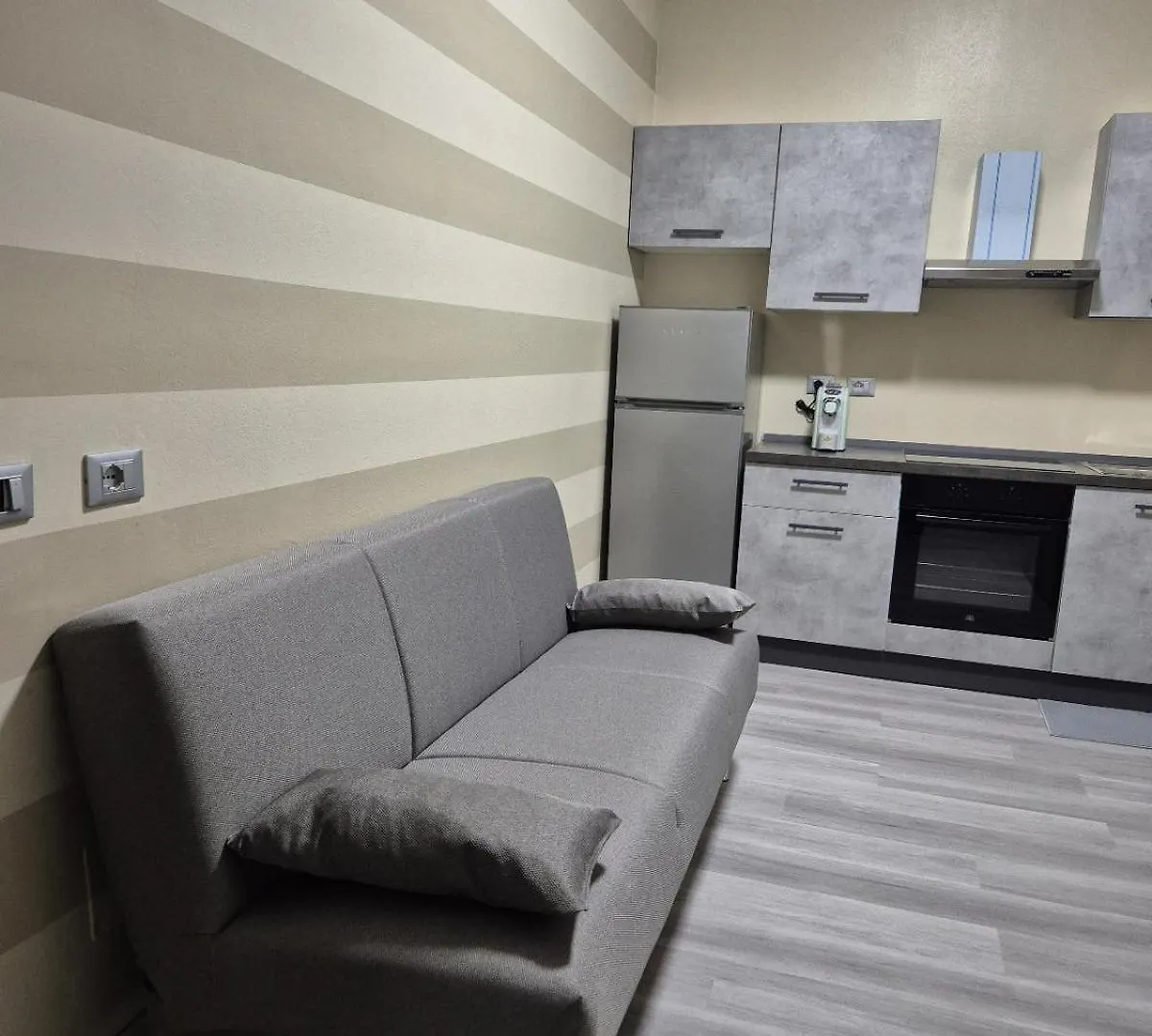 Mia Casa Muggio Apartment 0*,