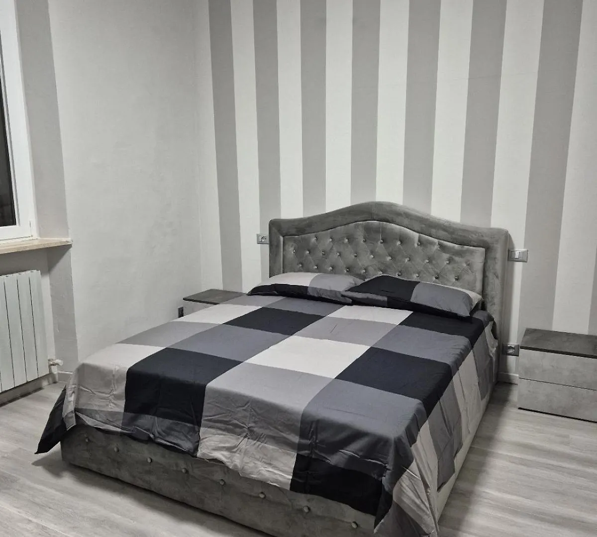 Mia Casa Muggio Apartment